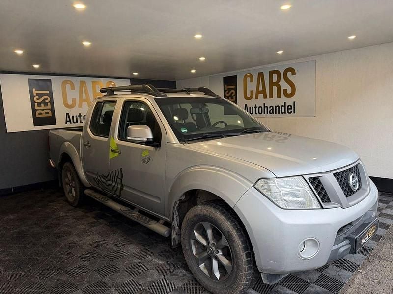 Gebraucht Nissan Navara Platinum 190 PS (139 kW) 2012 Silber Abholung