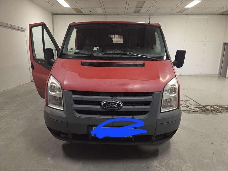 Gebraucht Ford Transit Basis 86 PS (63 kW) 2011 Rot Van
