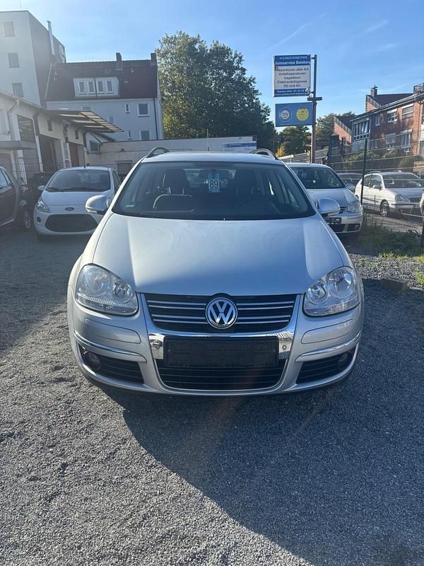 Silber Gebraucht 2009 VW Golf VI Kombi | 5.490 € (Superpreis) - Bild 1/4