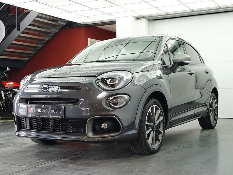 Grau Gebraucht 2024 Fiat 500X Dolcevita SUV | 20.890 € (Superpreis) - Bild 1/2