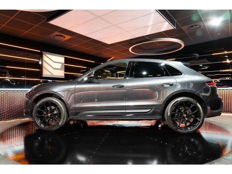 Gebraucht Porsche Macan 265 PS (194 kW) 2021 Grau SUV
