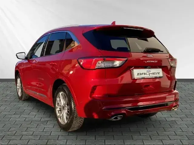 Używany Ford Kuga Vignale 190 KM (139 kW) 2022 Czerwony SUV