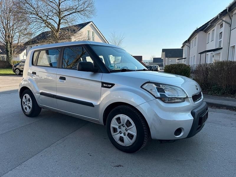 Gebraucht Kia Soul 126 PS (92 kW) 2010 Grau SUV