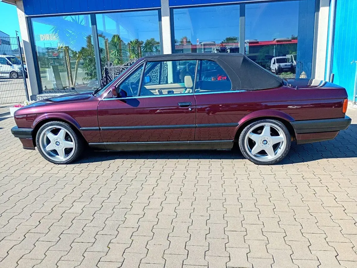 Gebraucht BMW 320 130 PS (95 kW) 1991 Violet Cabrio
