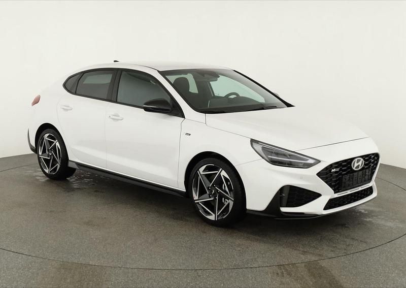 Neu Hyundai i30 N Line 140 PS (102 kW) 2025 Atlas white Limousine