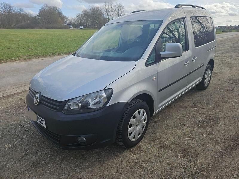 Gebraucht VW Caddy Trendline 86 PS (63 kW) 2011 Silber Van / Kleinbus