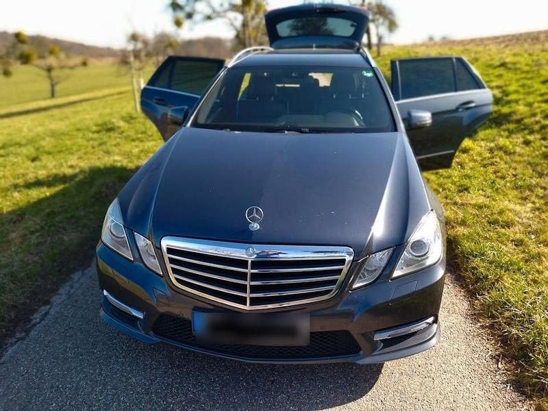 Gebraucht Mercedes E300 Avantgarde 231 PS (169 kW) 2012 Grau Kombi