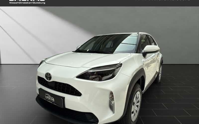 Weiß Neu 2025 Toyota Yaris Hybrid SUV | 26.990 € (Guter Preis) - Bild 1/4