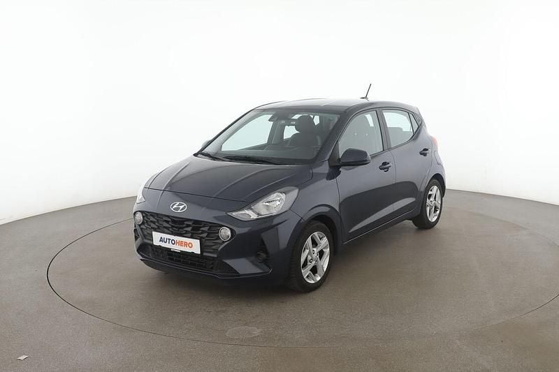 Grau Gebraucht 2022 Hyundai i10 Trend Kleinwagen | 16.150 € (Fairer Preis) - Bild 1/3