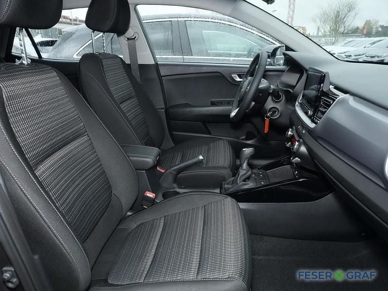 Neu Kia Stonic Vision 101 PS (74 kW) 2026 Astrograu met. SUV
