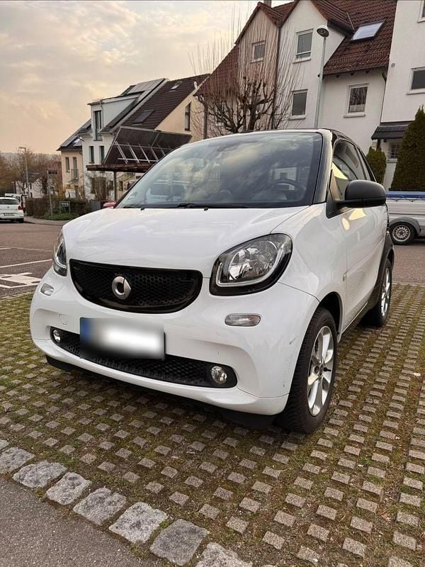 Gebraucht Smart ForTwo Cabrio 71 PS (52 kW) 2019 Weiß Cabrio