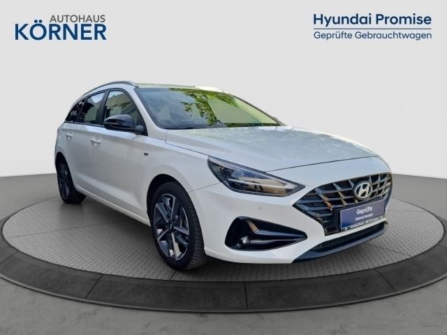 Weiss Gebraucht 2021 Hyundai i30 Edition 30+ Kombi | 18.900 € (Fairer Preis) - Bild 1/4