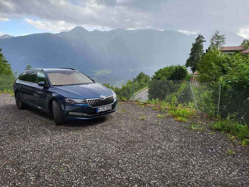 Gebraucht 2019 Skoda Superb Style Kombi | 25.900 € (Etwas zu teuer) - Bild 1/4
