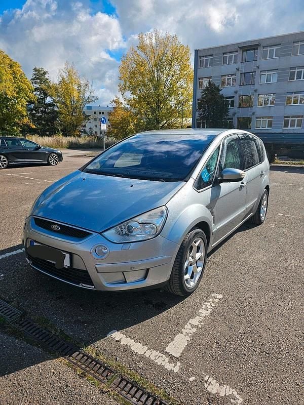 Grau Gebraucht 2008 Ford S-MAX S Van / Kleinbus | 3.800 € (Fairer Preis) - Bild 1/4