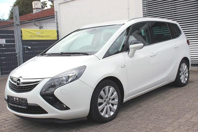 Weiß Gebraucht 2015 Opel Zafira Tourer Van / Kleinbus | 6.990 € (Fairer Preis) - Bild 1/4
