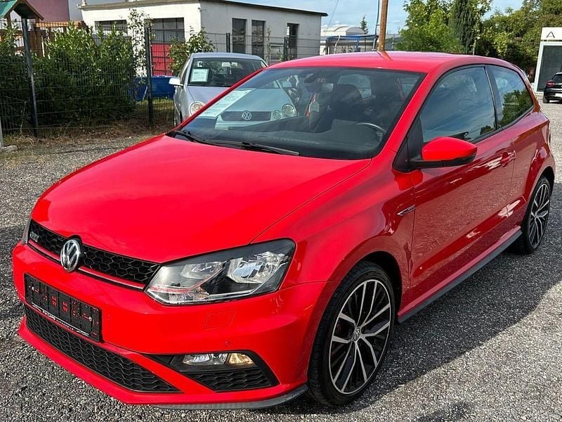 Rot Gebraucht 2015 VW Polo GTI Kleinwagen | 9.690 € (Guter Preis) - Bild 1/4