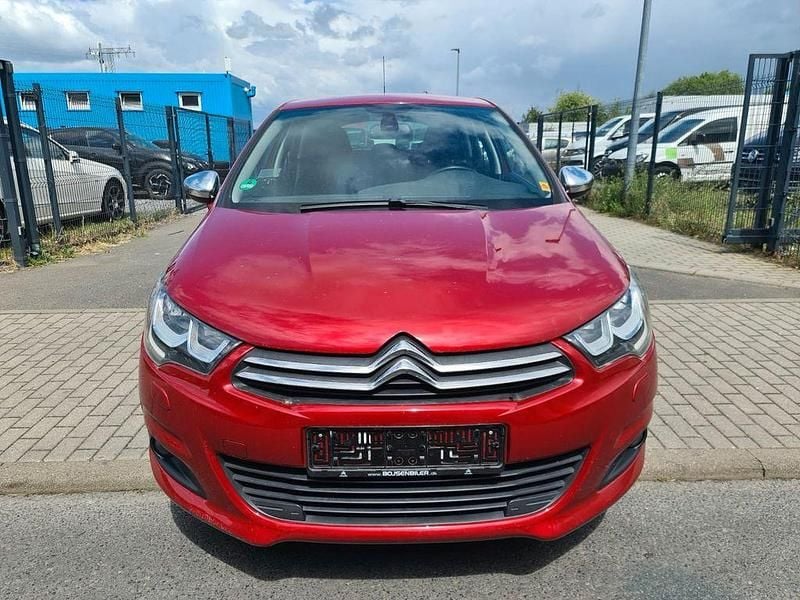Gebraucht Citroën C4 SELECTION 131 PS (96 kW) 2015 Rot Limousine