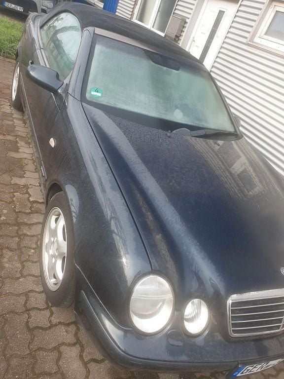 Gebraucht Mercedes CLK230 197 PS (144 kW) 1998 Grau Cabrio