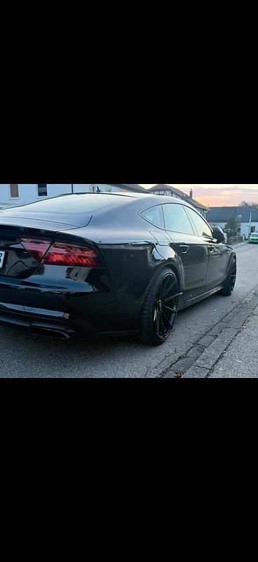 Second-hand Audi A7 333 CP (244 kW) 2015 Negru Hatchback