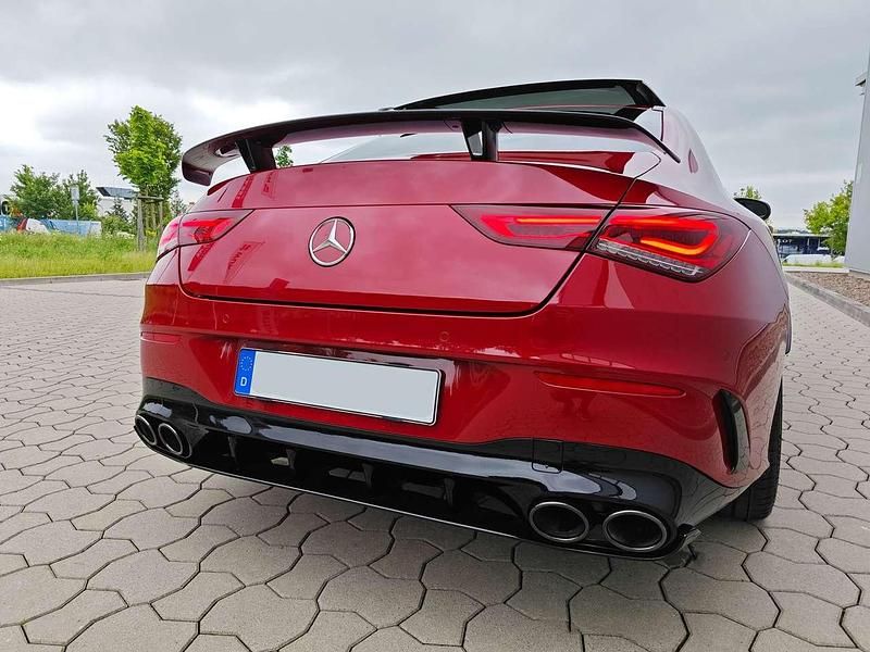 Rot Gebraucht 2020 Mercedes CLA35 AMG AMG Coupé | 42.900 € (Fairer Preis) - Bild 1/4