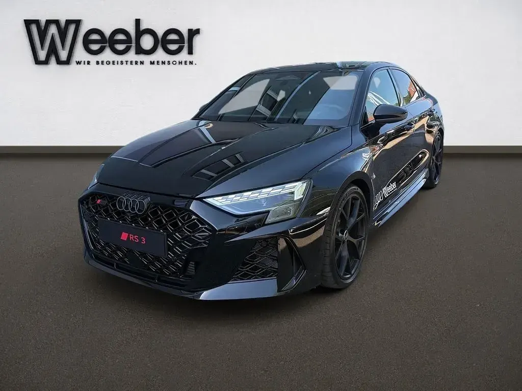 Gebraucht Audi RS3 Comfort 400 PS (294 kW) 2026 Mythosschwarz metallic Limousine