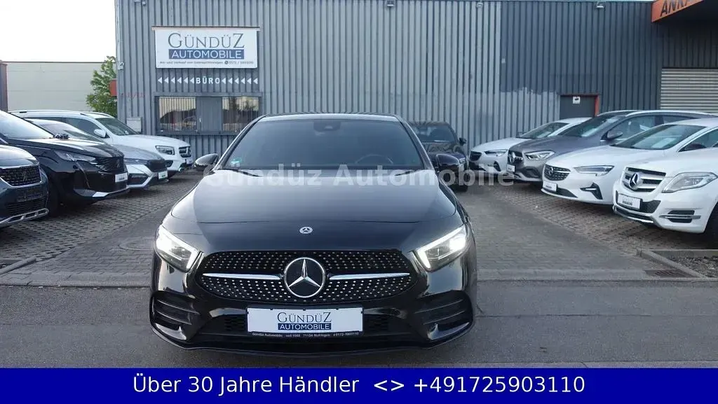 Gebraucht Mercedes A220 AMG line 190 PS (139 kW) 2021 Kosmosschwarz Limousine