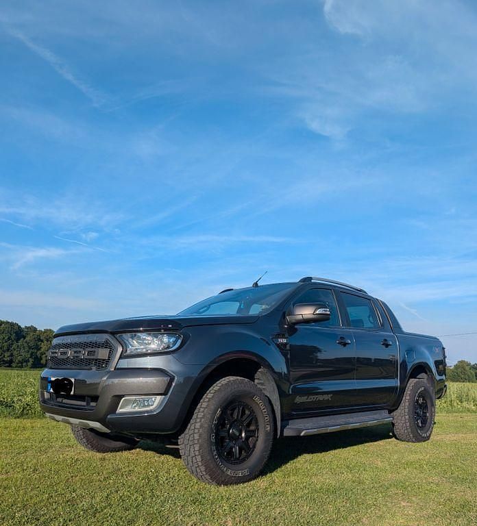 Grau Gebraucht 2017 Ford Ranger Wildtrack Abholung | 24.500 € (Fairer Preis) - Bild 1/4