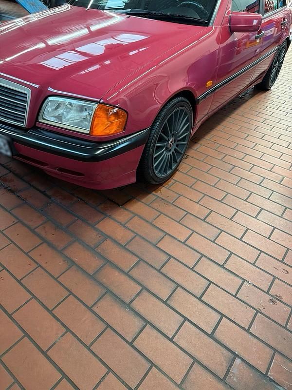 Gebraucht Mercedes C180 1998 Rot Limousine