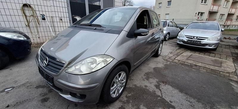 Grau Gebraucht 2007 Mercedes A150 Kleinwagen | 2.990 € (Fairer Preis) - Bild 1/4