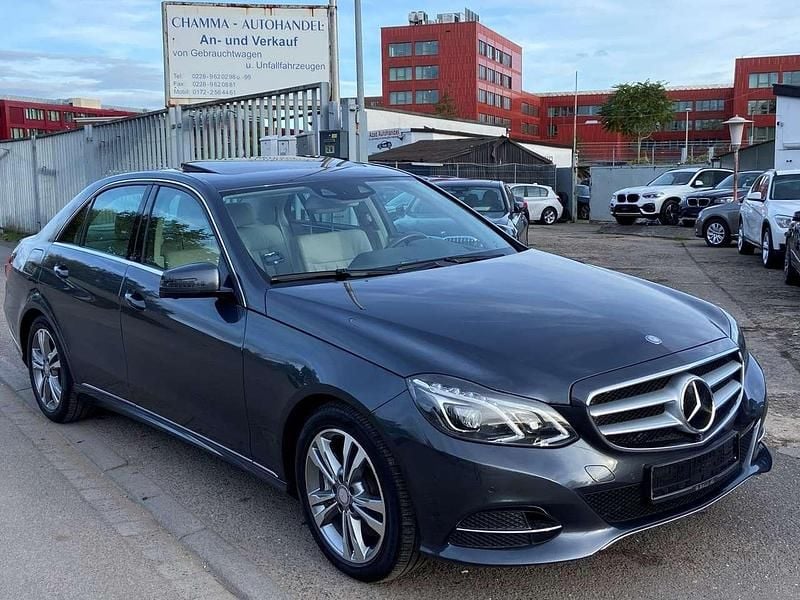 Gebraucht Mercedes E400 333 PS (244 kW) 2013 Tenoritgrau  metalliclack Limousine