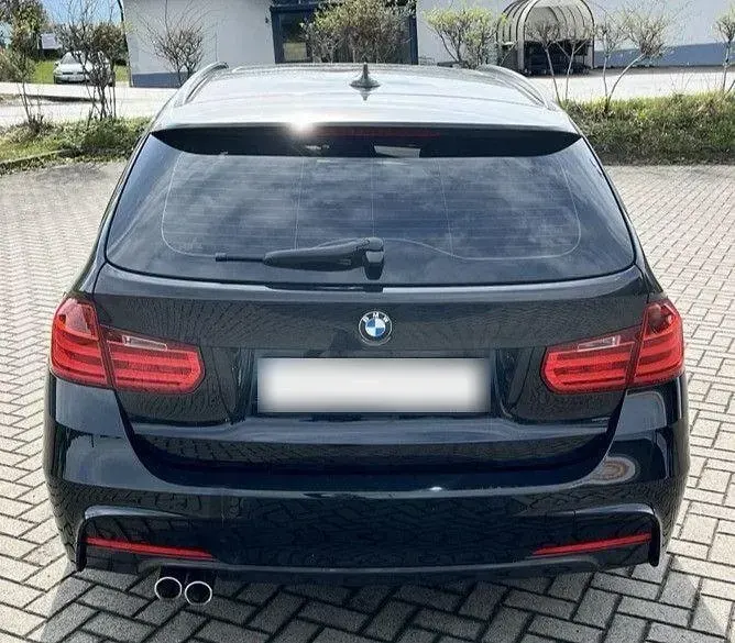 Gebraucht BMW 330 M Sport 258 PS (189 kW) 2013 Schwarz Kombi