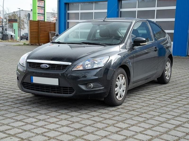 Gebraucht Ford Focus 101 PS (74 kW) 2009 Schwarz Limousine