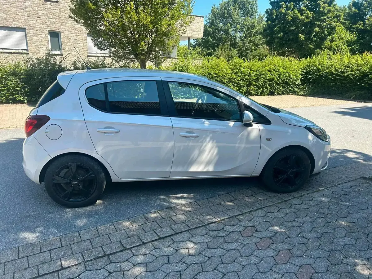 Gebraucht Opel Corsa 90 PS (66 kW) 2016 Weiß Kleinwagen