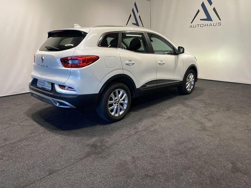 Gebraucht Renault Kadjar LIMITED 140 PS (102 kW) 2018 Weiß SUV