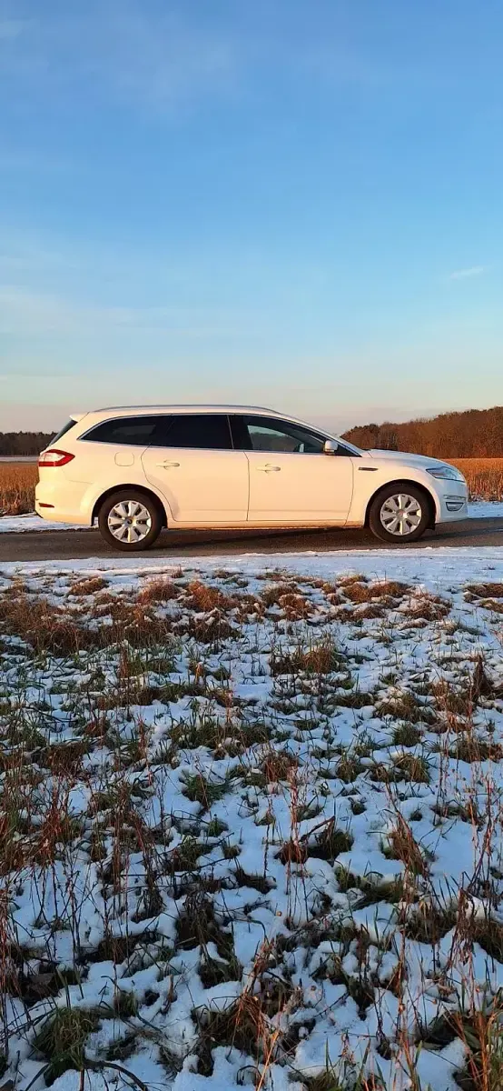 Gebraucht Ford Mondeo Business Edition 140 PS (102 kW) 2014 Weiß Kombi
