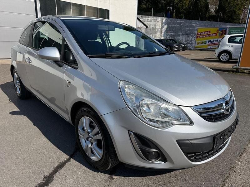 Gebraucht Opel Corsa Satellite 69 PS (50 kW) 2011 Silber Kleinwagen