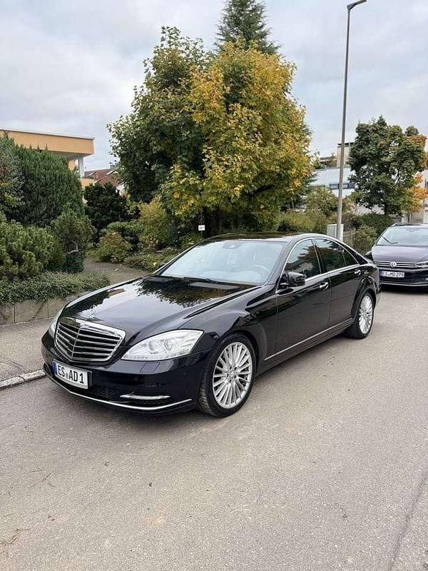 Schwarz Gebraucht 2013 Mercedes S350 Limousine | 19.000 € (Superpreis) - Bild 1/4