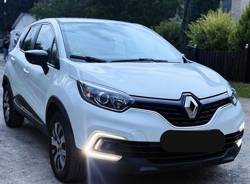 Weiß Gebraucht 2017 Renault Captur Experience SUV | 9.999 € (Fairer Preis) - Bild 1/4