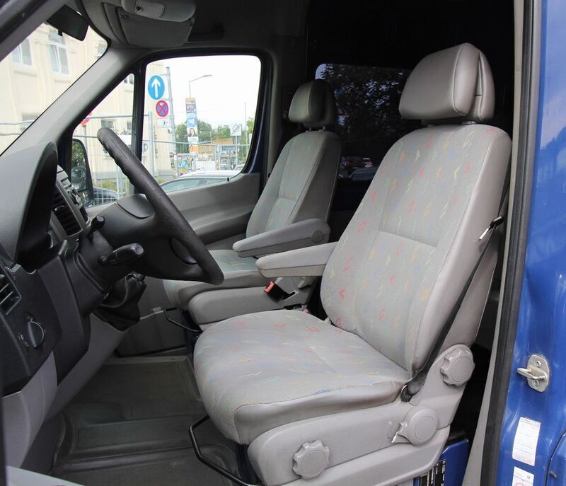Gebraucht VW Crafter 109 PS (80 kW) 2009 Blau Van