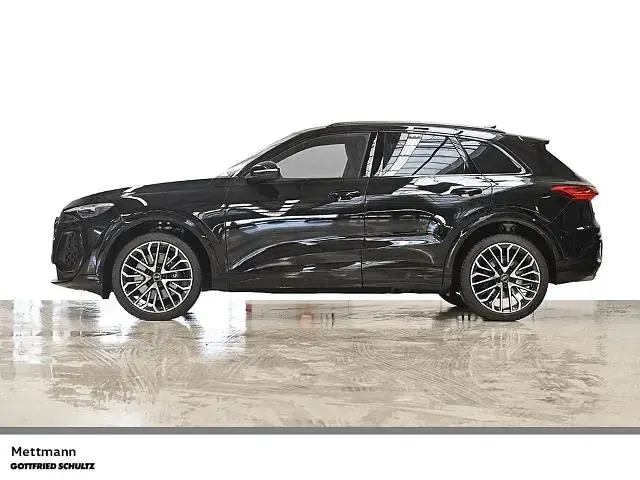 Neu Audi SQ5 Sport 367 PS (269 kW) 2026 Mythosschwarz metallic SUV