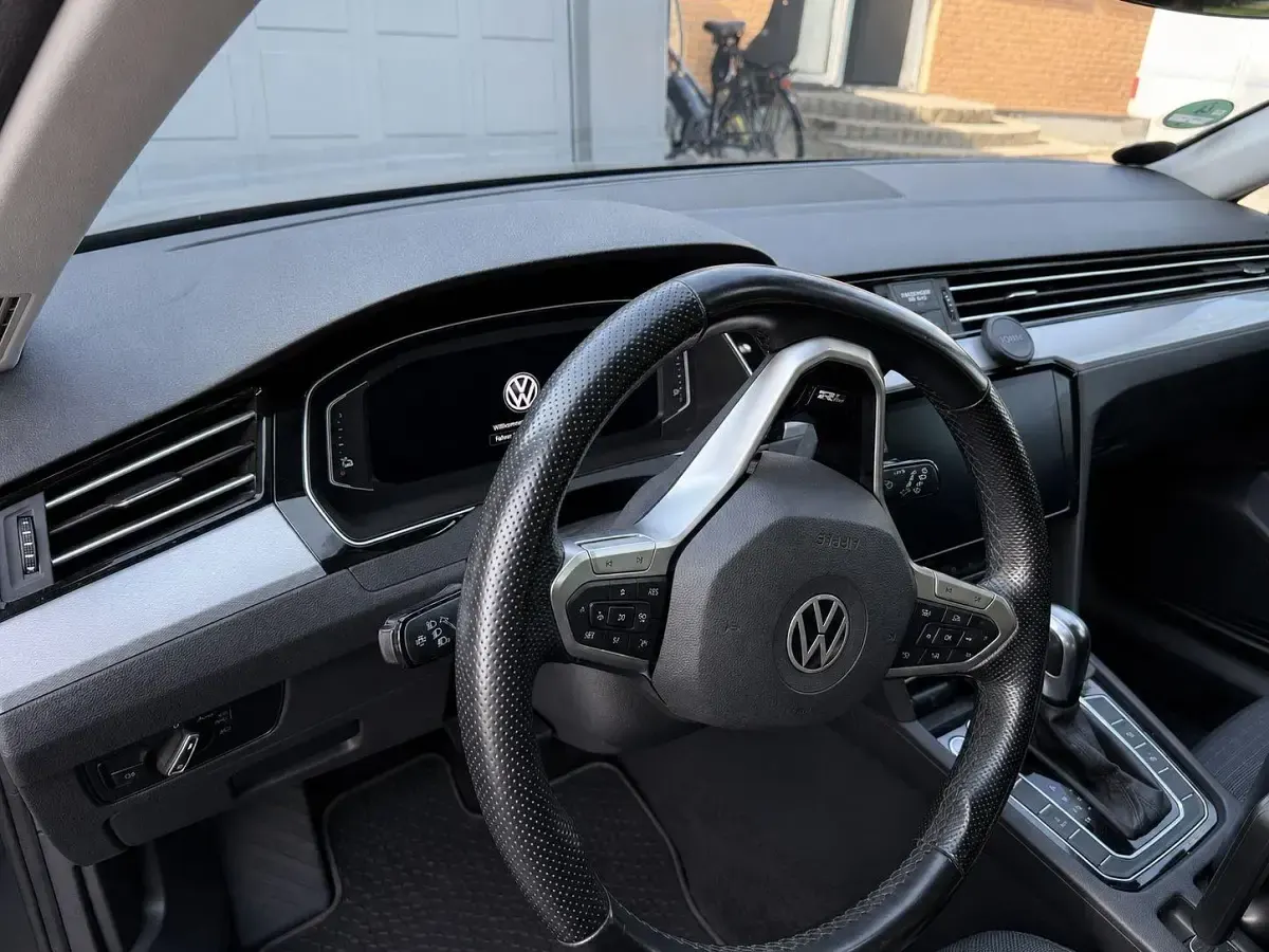 Gebraucht VW Passat GTE 218 PS (160 kW) 2020 Grau Kombi