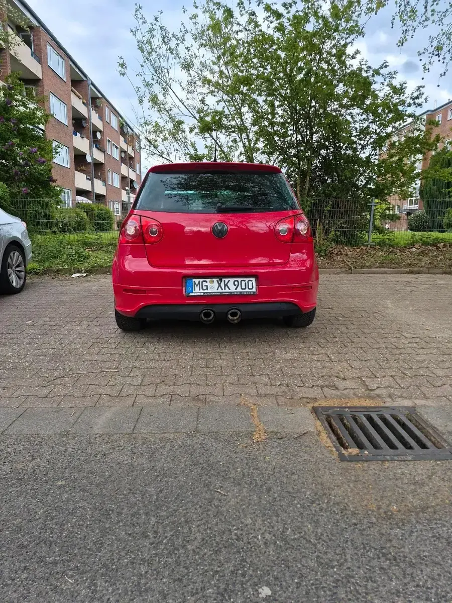 Gebraucht VW Golf GT 200 PS (147 kW) 2008 Rot Coupé