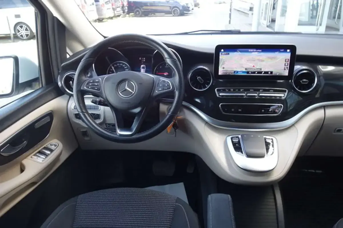Gebraucht Mercedes V250 Marco Polo 190 PS (139 kW) 2021 Kristallweiss Van / Kleinbus