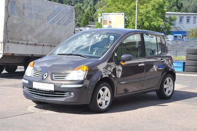 Gebraucht Renault Modus Privilege 111 PS (81 kW) 2005 Braun (metallic) Van / Kleinbus