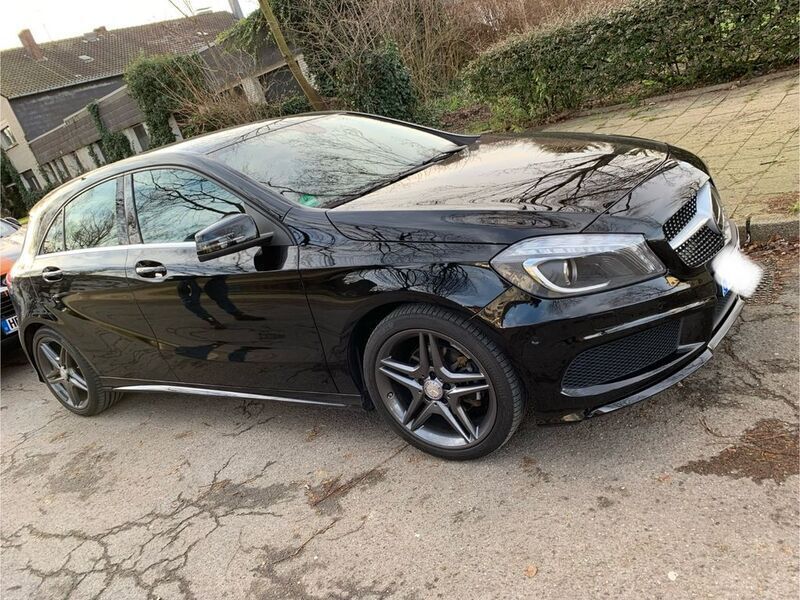 Schwarz Gebraucht 2015 Mercedes A200 AMG line Limousine | 13.490 € (Fairer Preis) - Bild 1/4