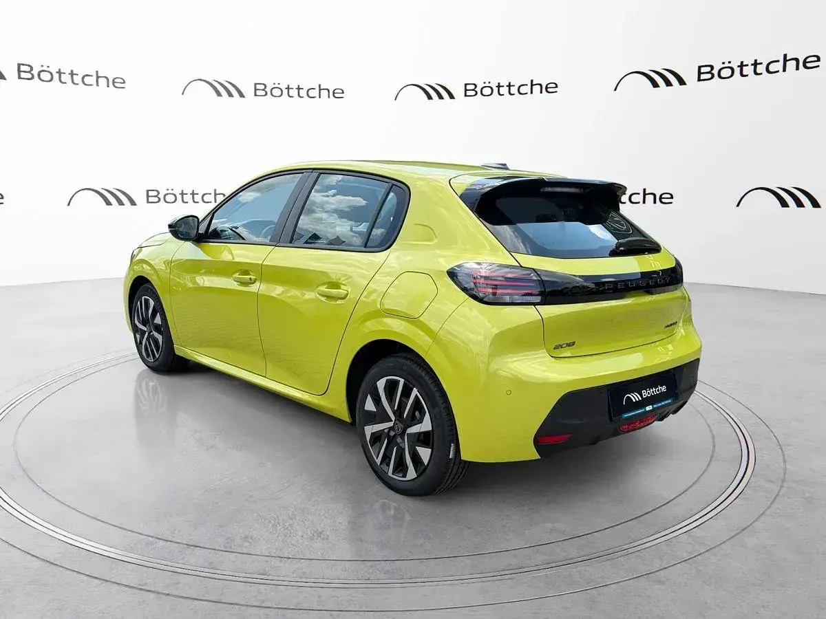 Neu Peugeot 208 Style 101 PS (74 kW) 2026 Farbe aguedagelb/typ aussenverkleidung metalliclackierung Kleinwagen
