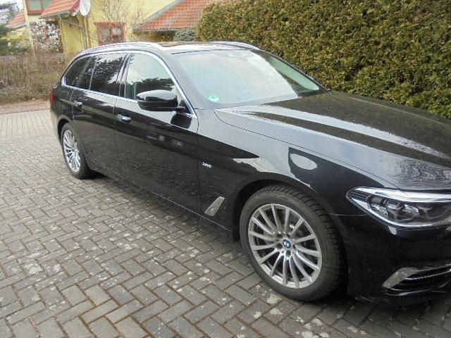 Gebraucht BMW 530 Luxury Line 265 PS (194 kW) 2017 Schwarz Kombi