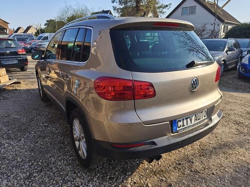 Gebraucht VW Tiguan Sport 160 PS (117 kW) 2012 Titanium beige metallic SUV
