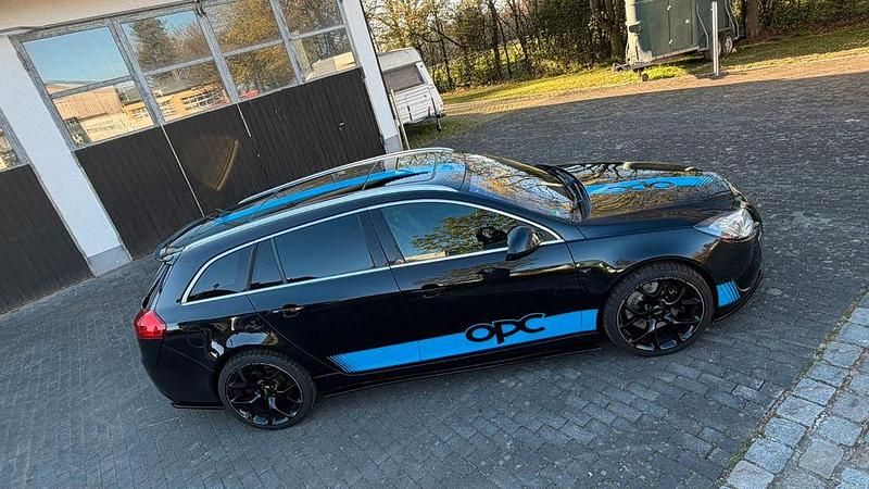 Gebraucht Opel Insignia OPC 325 PS (239 kW) 2011 Schwarz Kombi