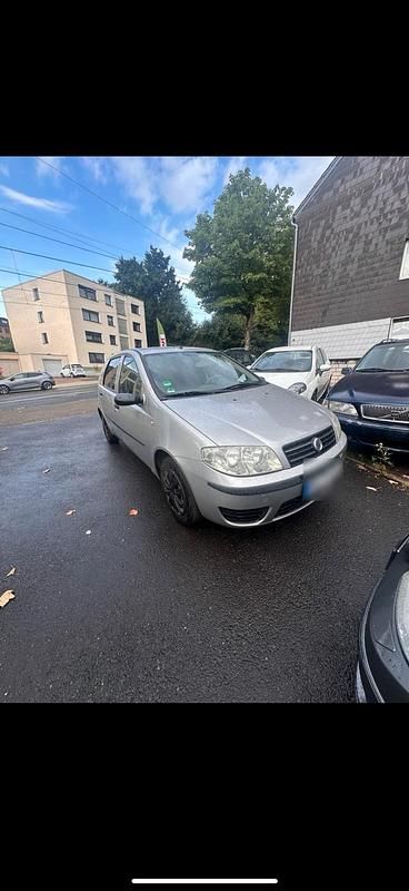 Silber Gebraucht 2006 Fiat Punto Kleinwagen | 400 € (Superpreis) - Bild 1/4
